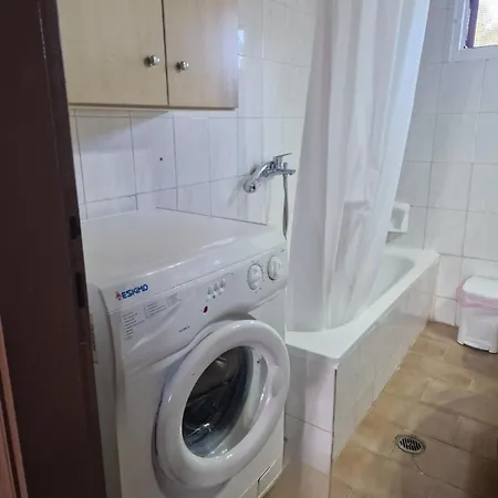 Nyaraló Entire Summer House With Patio And Garden