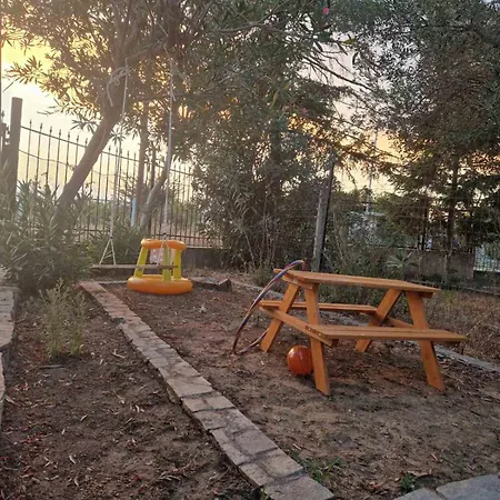 Σπίτι διακοπών Entire Summer House With A Big Veranda And Garden